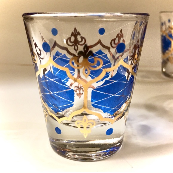 SOLD! ⛔️ SET OF 4 VINTAGE GOLD BLUE CLEAR CORDIAL GLASSES - Picture 2 of 6